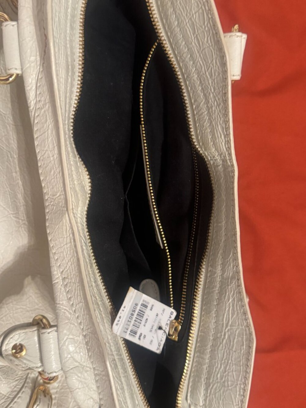 Authentic Balenciaga "Classic City" bag white with metal-edged golden hardware, - Picture 4 of 4